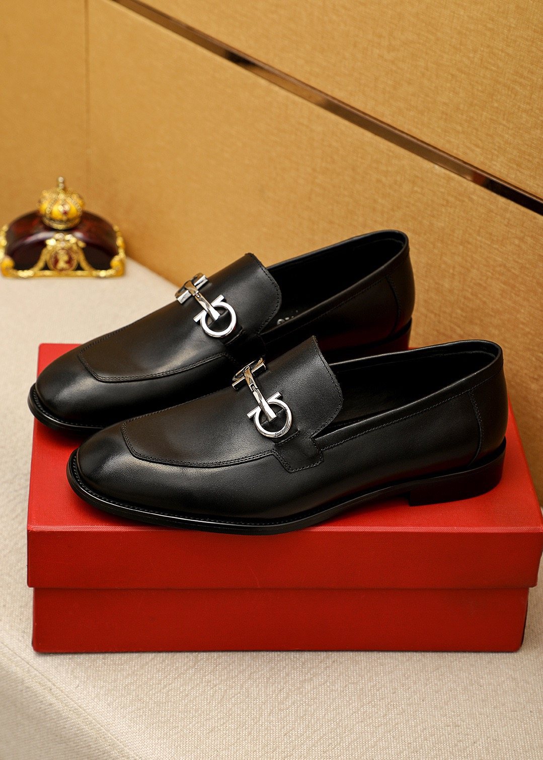 Ferragamo Silver-Tone Ornament Loafers — front